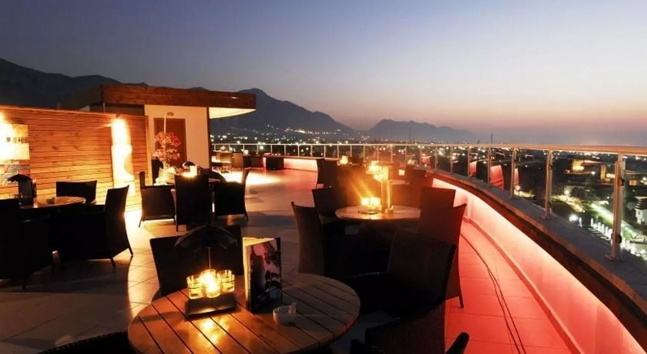 MALPAS_SHABAVIZ (3).jpg